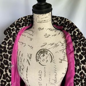 Rue 21 Bold Leopard print with Purple lining the inside. Perfect condition Sz Sm